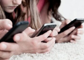 Alertan que contenidos de salud mental en TikTok representan «un peligro» para niños