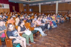 Escuela de Oficios: una plataforma de la UNC permite contratar servicios