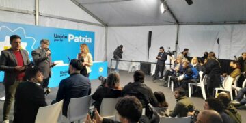Pesimismo y caras largas en el bunker de Unión por la Patria