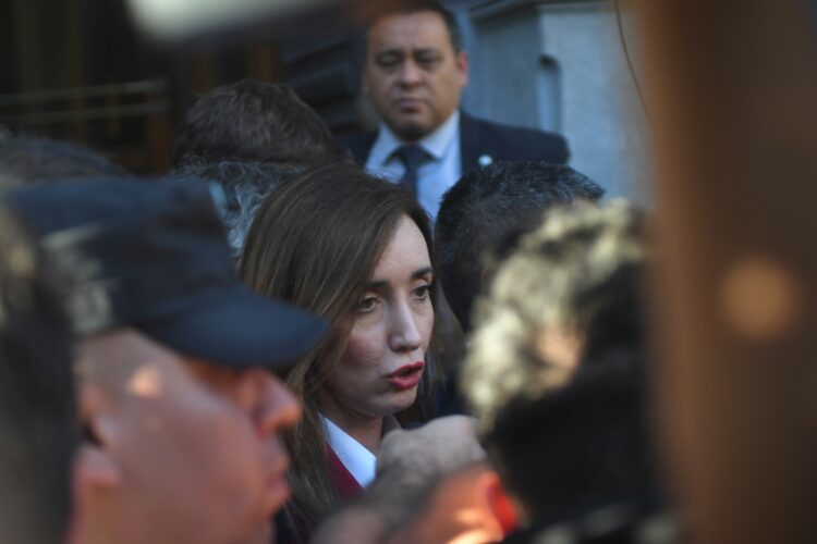 CFK recibió a Victoria Villarruel en el Senado y tuvieron un encuentro "muy cordial"