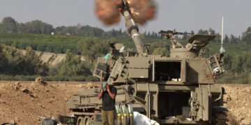 Enfrentamientos y bombardeos en Gaza prolongan el conflicto Israel-Hamas en su tercer mes