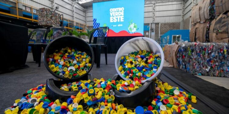 La ciudad recicló más de 59 mil toneladas de "residuos" que ahora son insumos de la Economía Circular