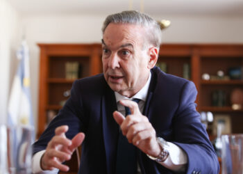 Pichetto presidirá un nuevo interbloque conformado por los diputados de Schiaretti y Carrió