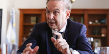 Pichetto presidirá un nuevo interbloque conformado por los diputados de Schiaretti y Carrió