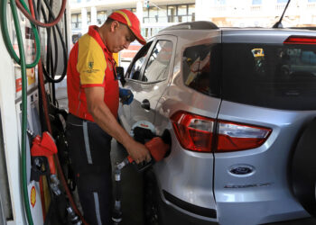 La petrolera Shell aumentó 37% promedio los precios de los combustibles