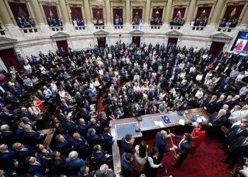 Las reacciones de la oposición: entre buenos deseos y críticas por el primer discurso de Milei