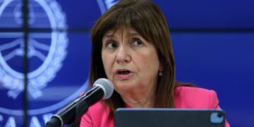 Bullrich presentó el nuevo protocolo contra la protesta: «Las fuerzas federales van a intervenir»