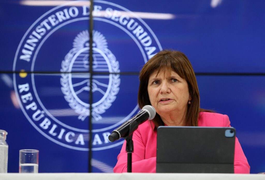 Bullrich: "Hoy empieza un camino que no tiene vuelta atrás; se terminan los cortes"