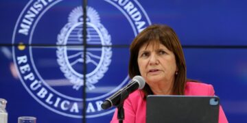 Bullrich: «Hoy empieza un camino que no tiene vuelta atrás; se terminan los cortes»