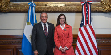 Villarruel recibió al embajador de Estados Unidos para dialogar sobre la relación bilateral