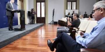 Adorni: las jubilaciones se van a «recomponer» por decreto «a la espera de un nuevo mecanismo»