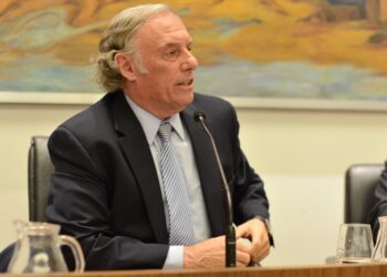 Desde Córdoba, advierten que el megadecreto “es inconstitucional”