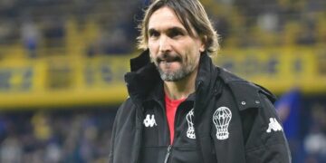 Boca anunció a Martínez, pero Huracán salió al cruce