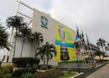 Fifa podría desafiliar Brasil y dejar fuera a sus equipos