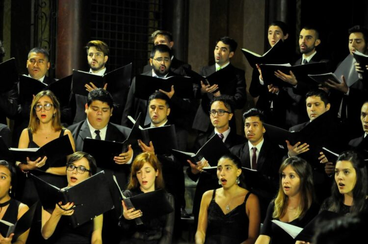 El Seminario de Canto del Teatro del Libertador nació en 1990 como espacio de formación musical.