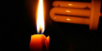 Continúan los cortes de energía eléctrica tras fallas en el suministro nacional