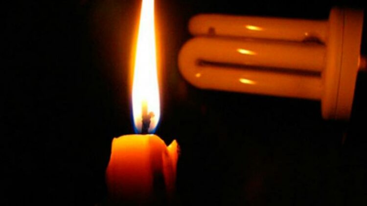 Continúan los cortes de energía eléctrica tras fallas en el suministro nacional