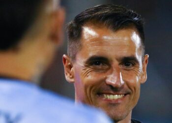 Farré se mantendrá como DT de Belgrano hasta el 2024