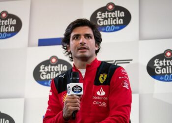 Sainz aseguró que quiere seguir “muchos años más” en Ferrari