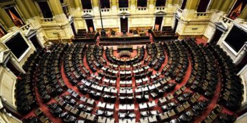 Se terminó de armar la Comisión Bicameral que tratará el DNU: quiénes son los diputados que la integran