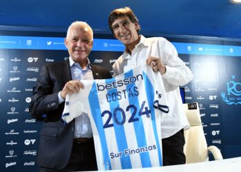 Costas fue presentado como flamante DT de Racing