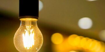 Vuelven a subir las tarifas eléctricas de Córdoba: cuáles son los nuevos costos