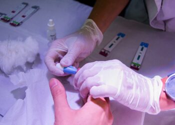 Realizan testeos gratuitos por el Día Internacional de Concientización sobre el VIH