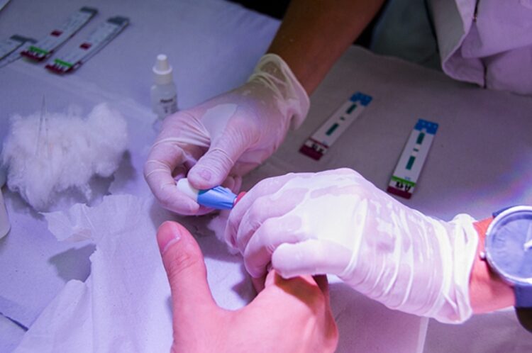 Realizan testeos gratuitos por el Día Internacional de Concientización sobre el VIH