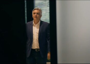 Llaryora se despide de la intendencia para asumir como Gobernador