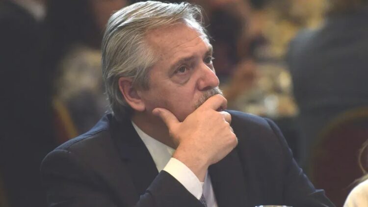 Fernández sumó otra imputación por el escándalo de la contratación de seguros en la Anses