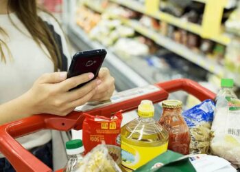 Nueve de cada 10 familias financian la compra de alimentos