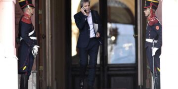 El Gobierno salió a defender el paquete de ajuste del gasto