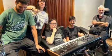 Un mensaje en la redes alimentó la posibilidad de un nuevo disco de Charly García