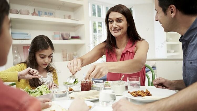 Comer en familia, una estrategia clave para la salud emocional y nutricional infantil