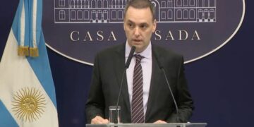 Anticipan llevarle a los gobernadores la idea de «minimizar al extremo el gasto político»