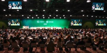La cumbre climática de Dubai se extiende por falta de acuerdo sobre el uso de los combustibles fósiles