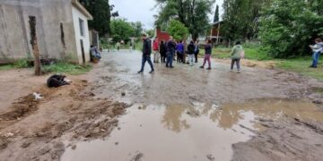 Varias familias pierden hoy sus hogares por estafas inmobiliarias en Villa Rivera Indarte