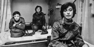 Avivar la memoria en el abismo