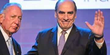 Francos adelantó que el dólar oficial podría ubicarse en $650