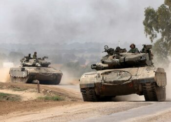 El ejército israelí avanza hacia el sur de Gaza