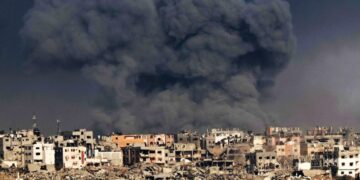 Israel sigue atacando Gaza pese a la presión internacional