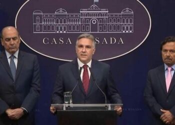 Llaryora destacó el “diálogo abierto” con la Casa Rosada