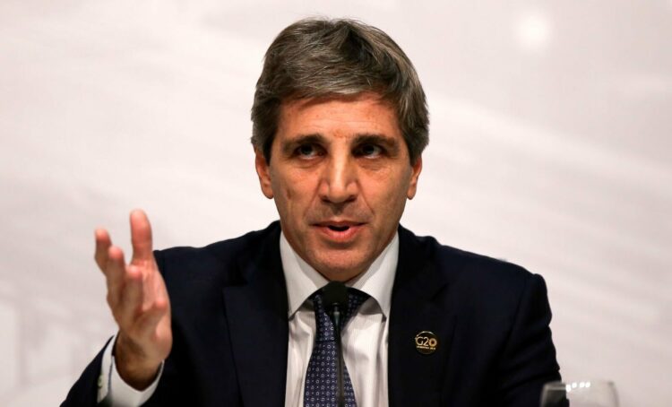 Luis Caputo: “Recibimos la peor herencia de la historia”