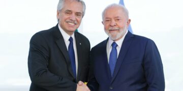 Fernández va a la cumbre del Mercosur con dudas sobre el TCL con la UE