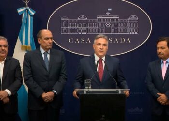 Llaryora llamó a «estar todos juntos, más allá de las diferencias partidarias»