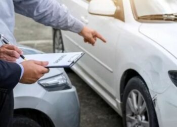 Aumento exponencial en seguros de automóviles tras la devaluación del dólar