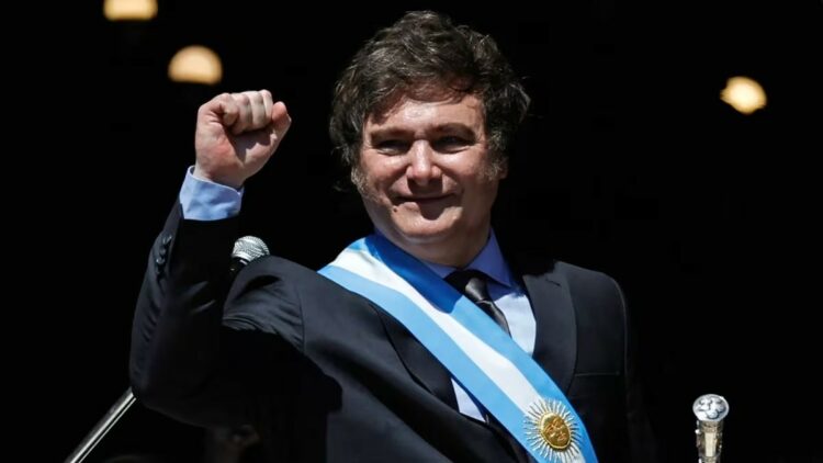 El Gobierno festejó la baja de la inflación: "Tiene su certificado de defunción firmado”