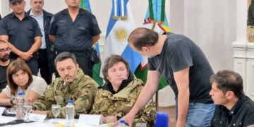 Milei recibe a los gobernadores para tratar su apoyo legislativo