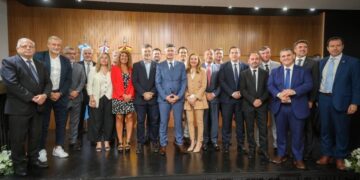 Passerini tomó juramento a los integrantes de su gabinete y de las empresas estatales