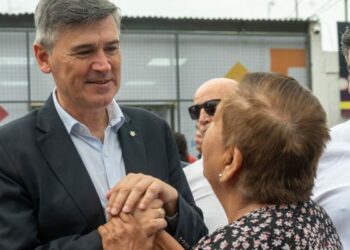 Passerini inauguró nuevas oficinas en el CPC Guiñazú